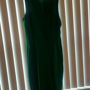 Chic Sleeveless Green Midi Dress